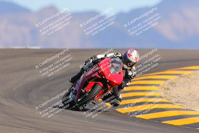 media/Oct-09-2022-SoCal Trackdays (Sun) [[95640aeeb6]]/Turn 12 (140pm)/